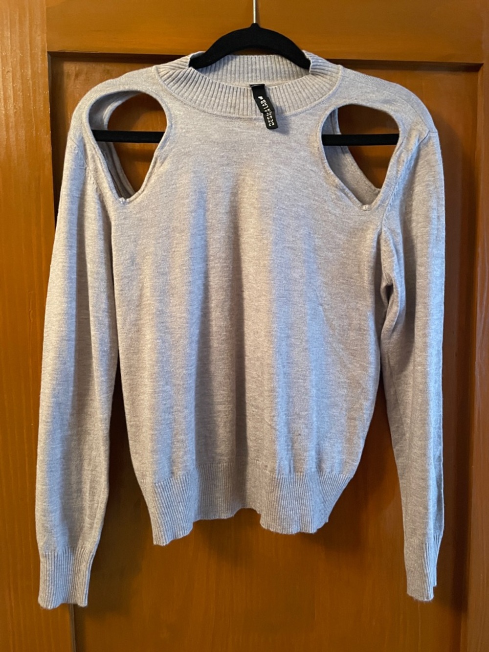 DESIGN LAB LORD & TAYLOR Light Gray Cut-Out Avant Garde Urban Crewneck Sweater